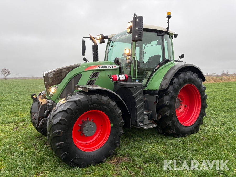 Traktor Fendt 724 Vario
