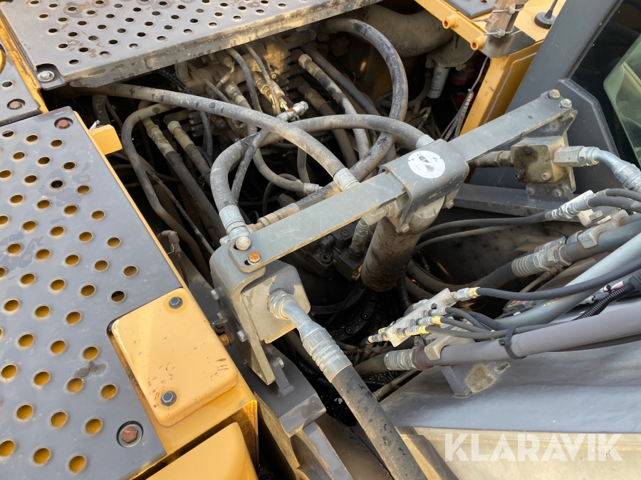 Grävmaskin Volvo EC240CL, Grästorp, Klaravik auktioner