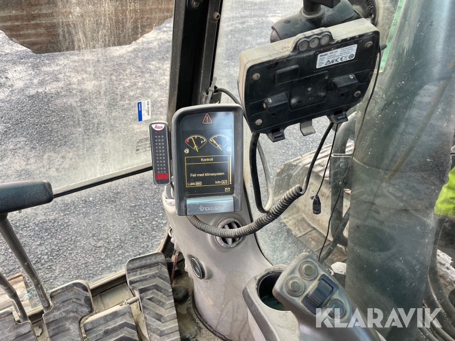 Grävmaskin Volvo EC240CL, Grästorp, Klaravik auktioner