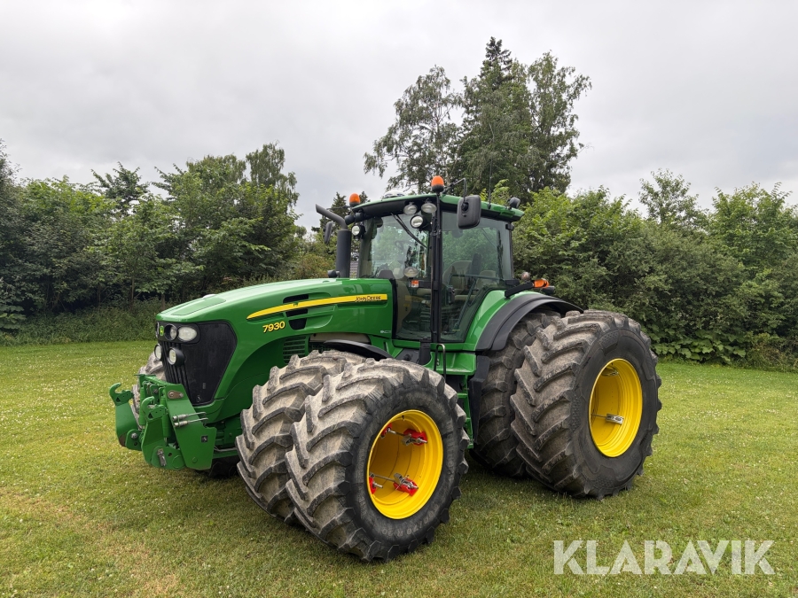 Traktor John Deere 7930