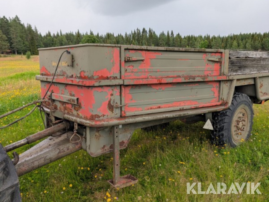 Traktorvagn med drivning Lihnell 835 Militär Drivkärra