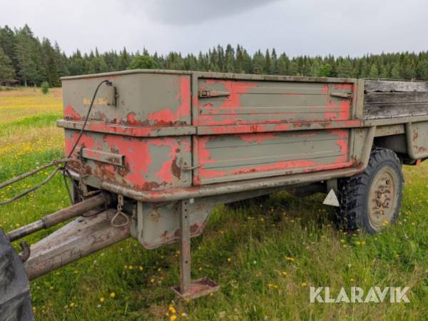 Traktorvagn med drivning Lihnell 835 Militär Drivkärra