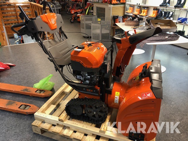 Snöslunga banddriven Husqvarna ST 430 T Ny maskin