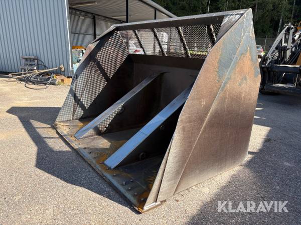 Högtippande flisskopa 5m3