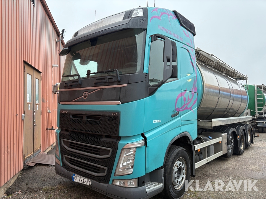 Tankbilsekipage Volvo FH 8*2