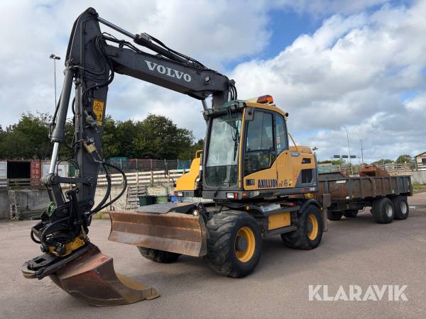 Grävmaskin Volvo EW140D med vagn