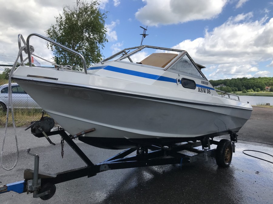 Motorbåt Nora 17 DC -69 + båtkärra