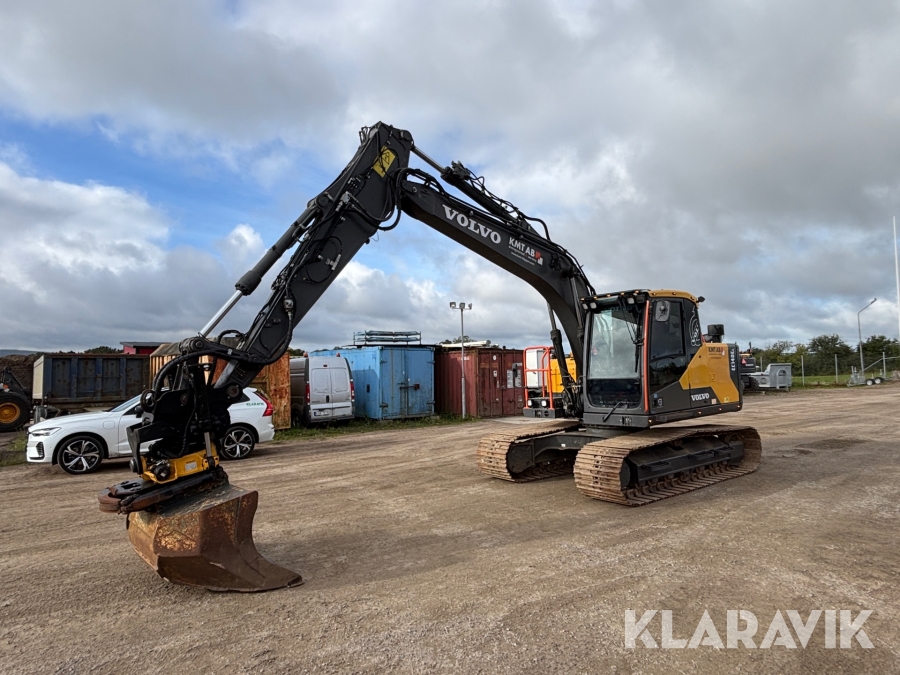 Grävmaskin Volvo EC140EL med skopa och tiltrotator