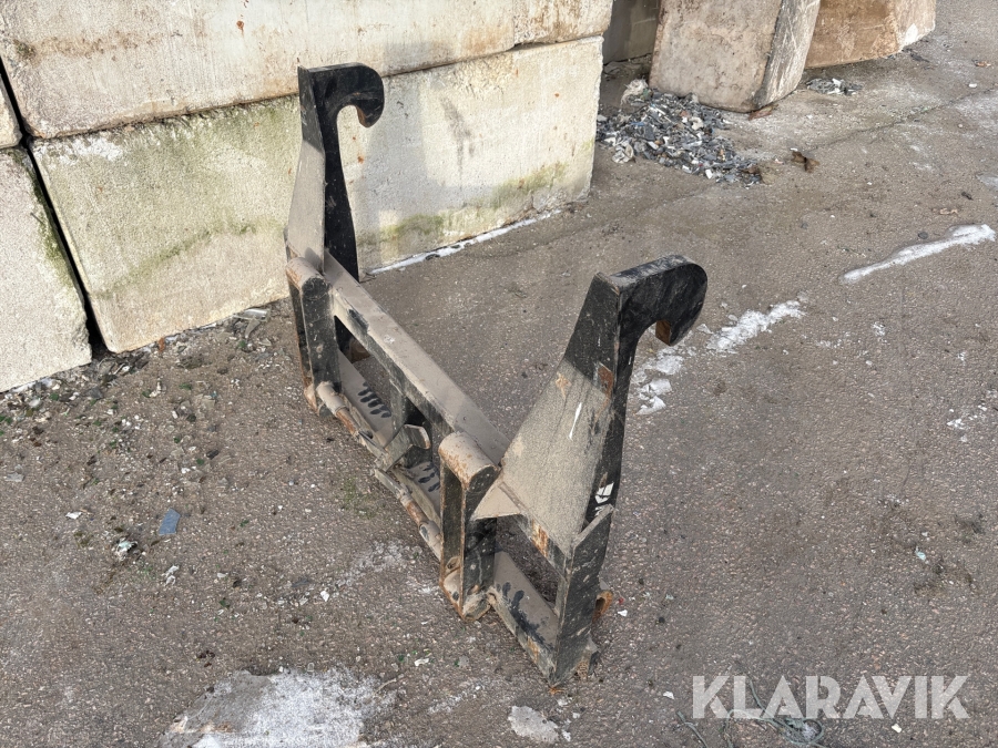 Redskapsadapter Norje från stora BM till SMS fäste