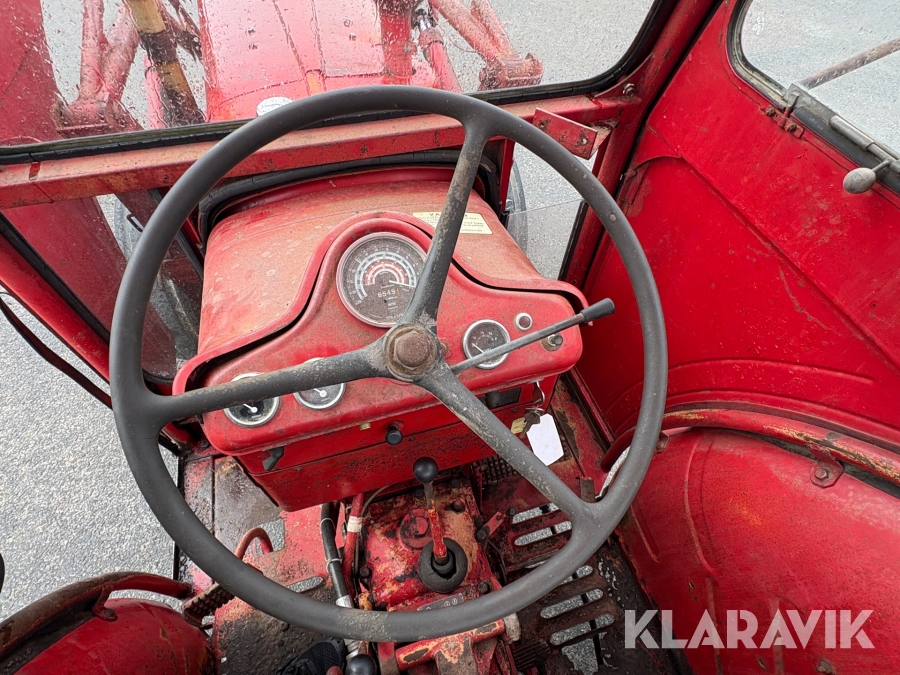 Traktor Volvo BM 400 med frontlastare