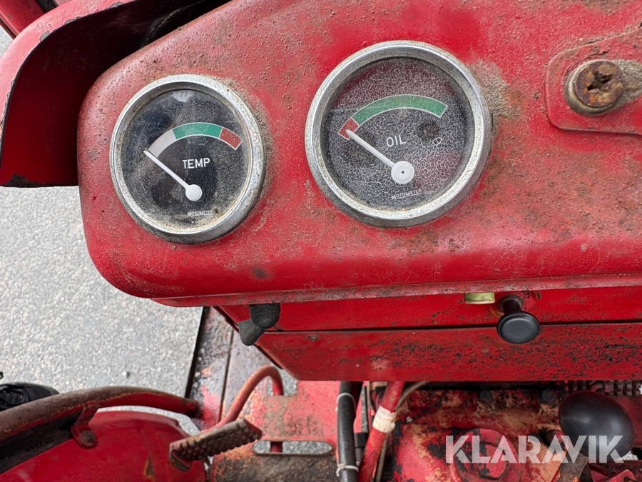 Traktor Volvo BM 400 med frontlastare