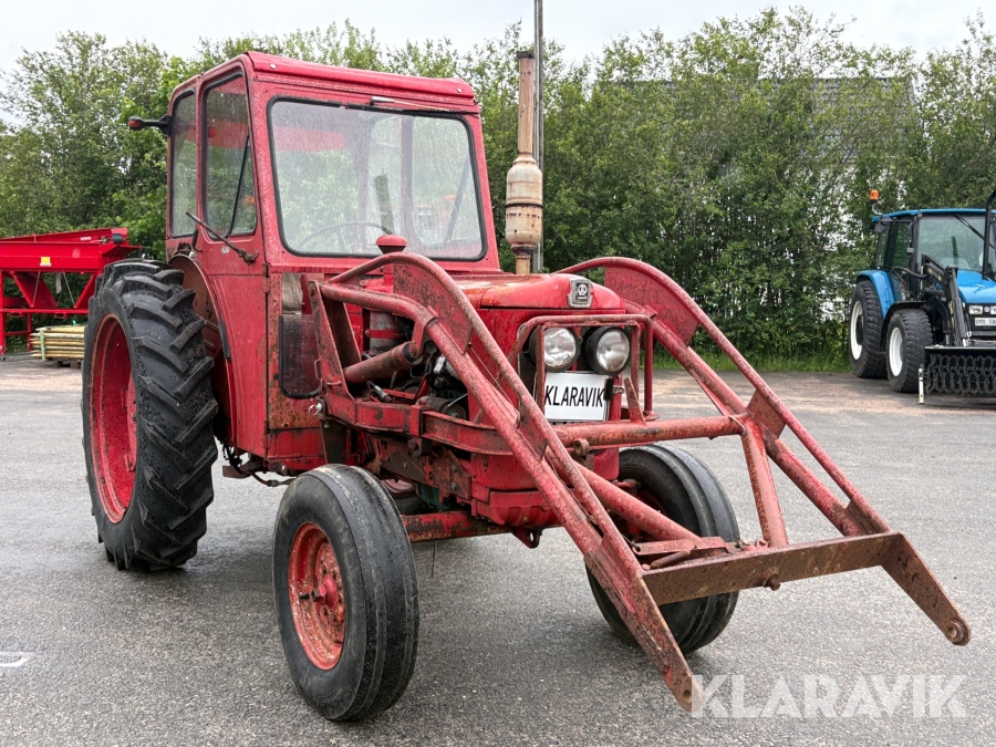 Traktor Volvo BM 400 med frontlastare