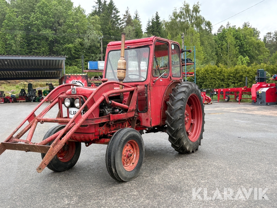Traktor Volvo BM 400 med frontlastare