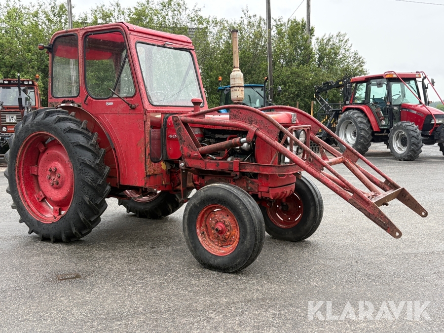Traktor Volvo BM 400 med frontlastare