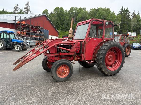 Traktor Volvo BM 400 med frontlastare