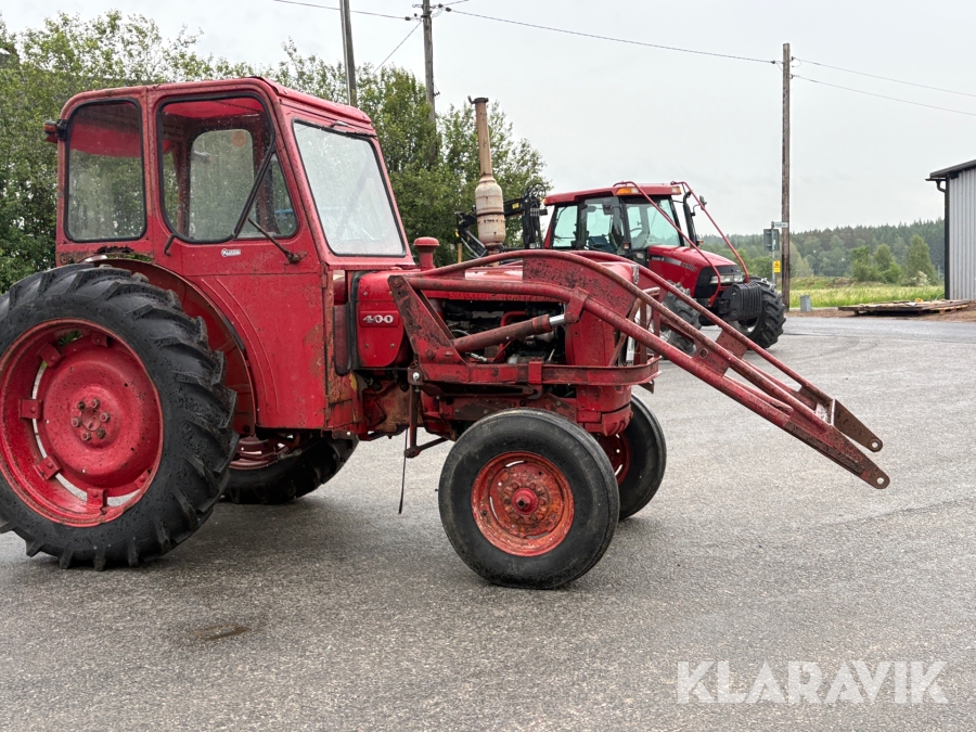 Traktor Volvo BM 400 med frontlastare