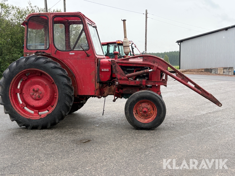 Traktor Volvo BM 400 med frontlastare
