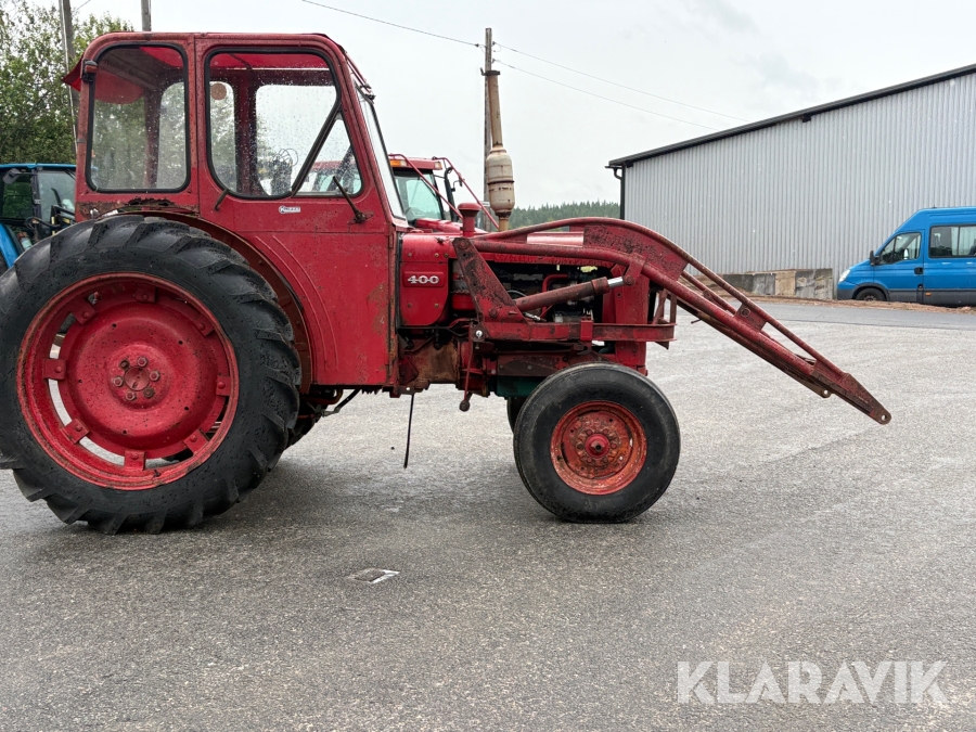 Traktor Volvo BM 400 med frontlastare