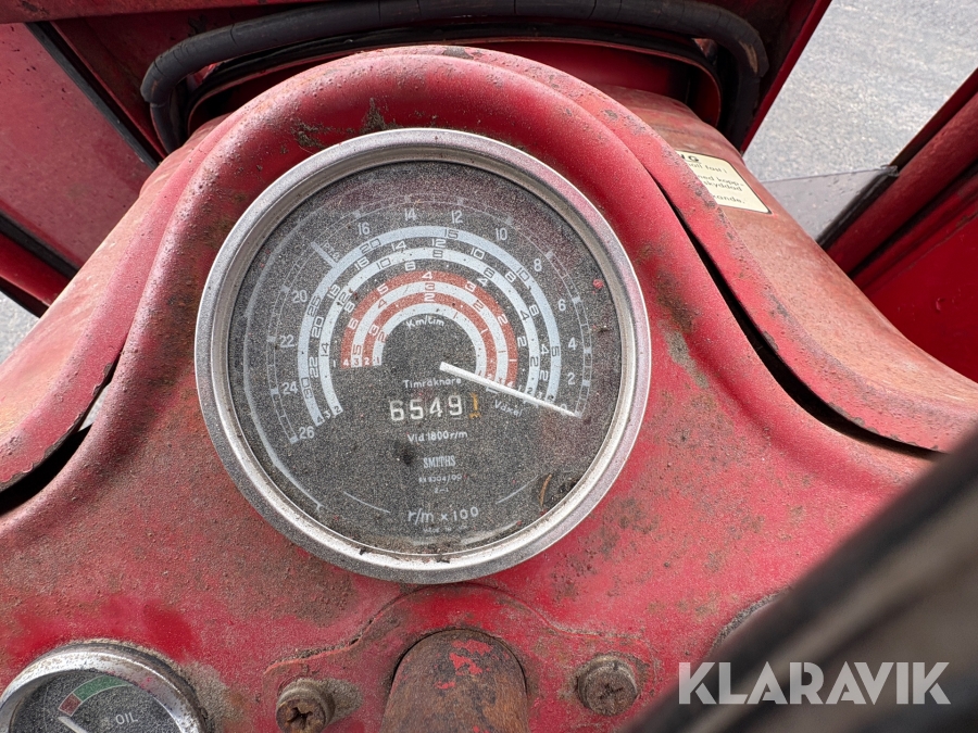 Traktor Volvo BM 400 med frontlastare
