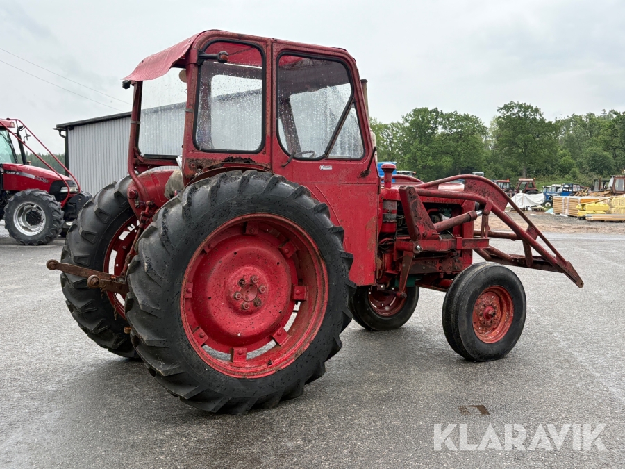 Traktor Volvo BM 400 med frontlastare