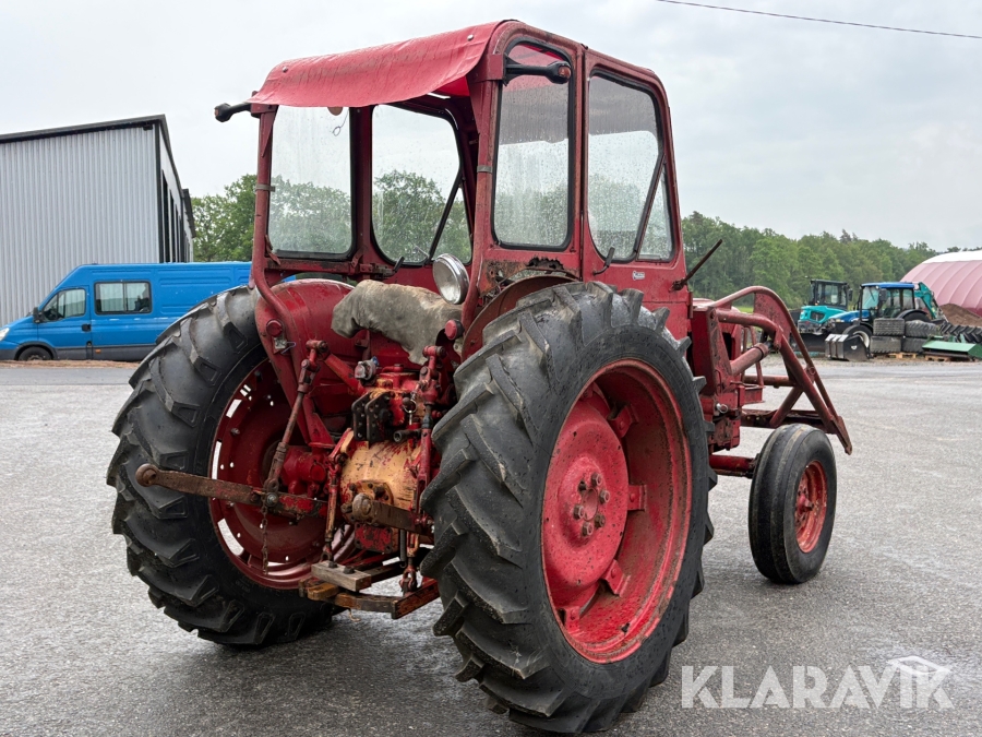 Traktor Volvo BM 400 med frontlastare