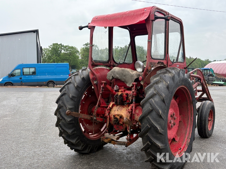 Traktor Volvo BM 400 med frontlastare