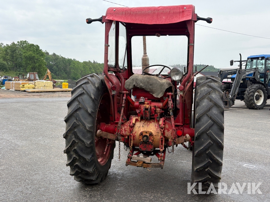 Traktor Volvo BM 400 med frontlastare