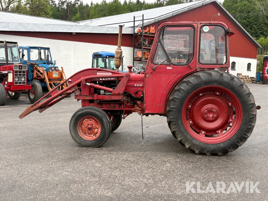 Traktor Volvo BM 400 med frontlastare