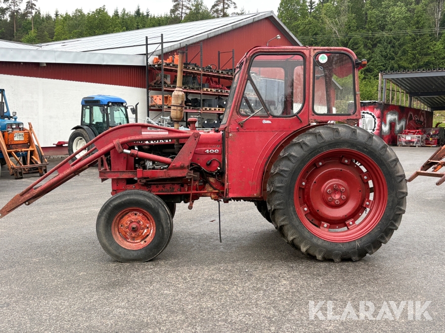 Traktor Volvo BM 400 med frontlastare