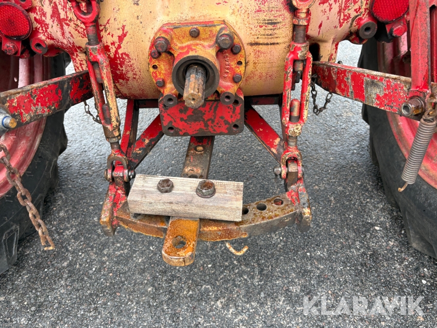 Traktor Volvo BM 400 med frontlastare