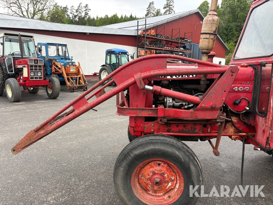 Traktor Volvo BM 400 med frontlastare