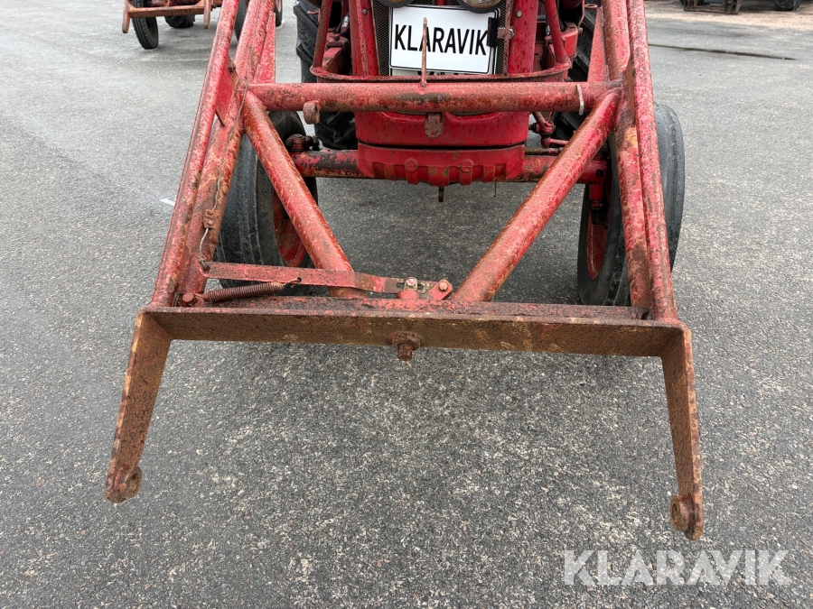 Traktor Volvo BM 400 med frontlastare