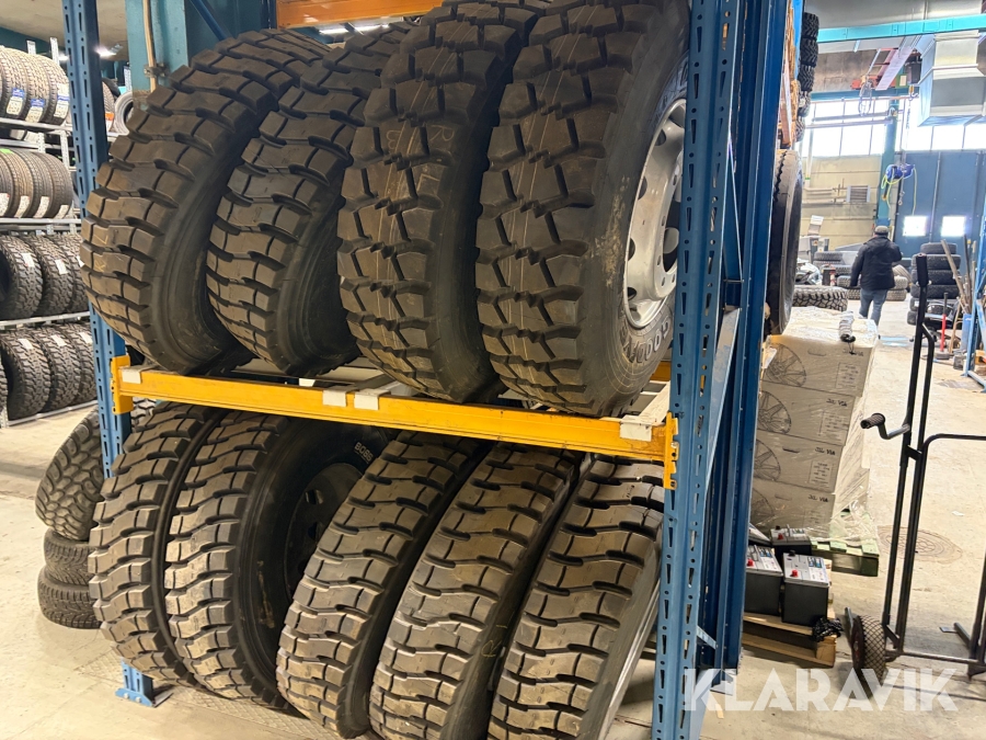 Parti kompletta hjul Lastbil Nya + Regummerade 13R 22.5 9st