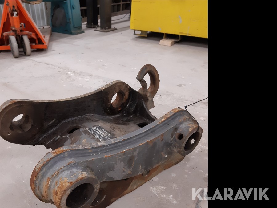 Maskinfäste S60 Volvo med 4st grindar