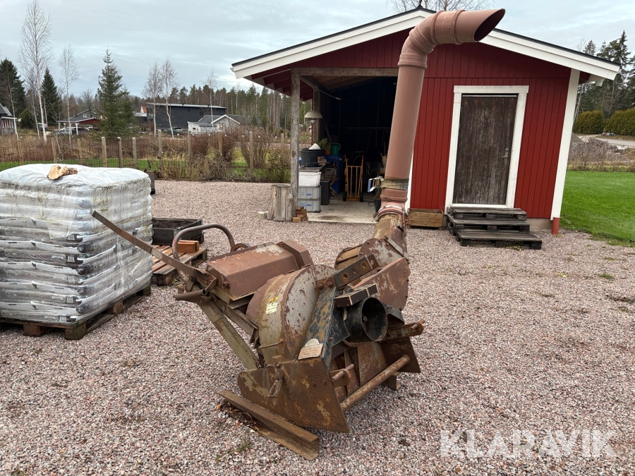 Traktorburen flishugg Bruks Mekaniska 720