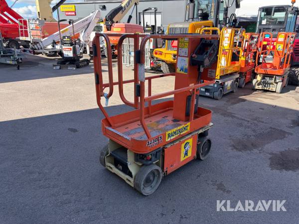 Pelarlift JLG 1230 ES