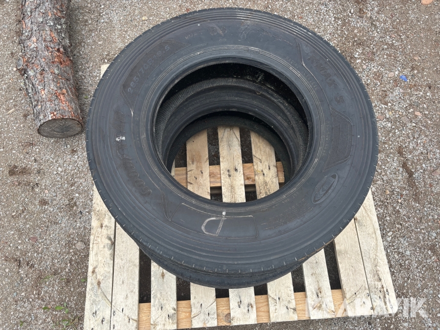 Lastbilsdäck Goodyear KMAX S 2st