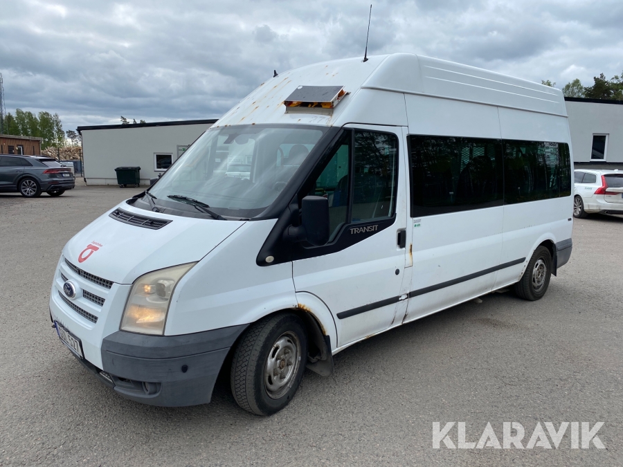Färdtjänstbuss Ford Transit 140 T300