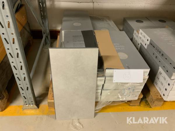 LVT-klickgolv ljusgrå 33m2