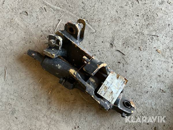 Hjälpkolv Vänster Valmet 2105 4WD