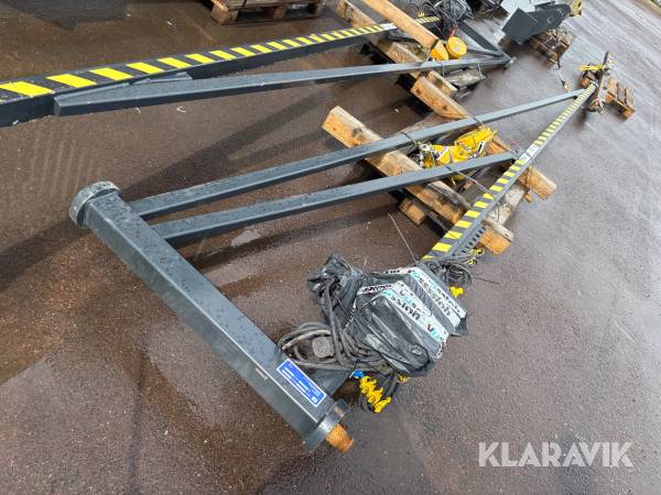 Pelarkran med 3 st balansblock Botab PF-80-6000S