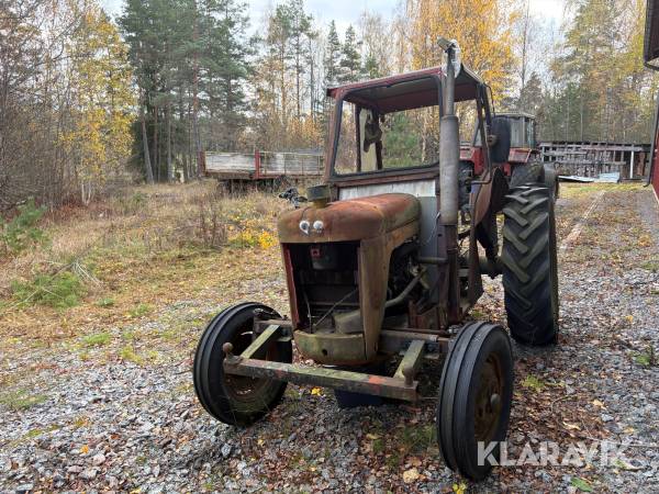 Traktor Massey Ferguson 30