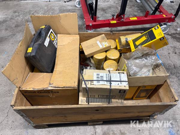 Diverse filter och tillbehör till CAT 