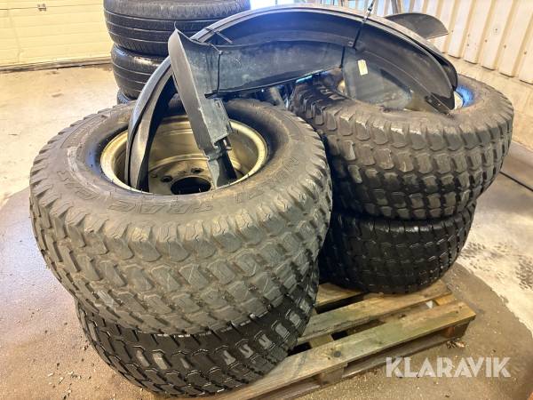 Däck på fälg Carlisle Multi Trac C/S