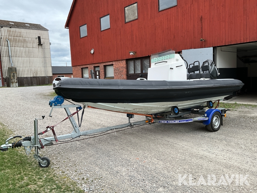 Ribbbåt med kärra Weedo Rescue 18fot