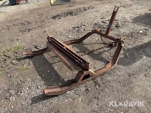 Lunningskälke Sjögestad Smidesverkstad med Trepunktsfäste