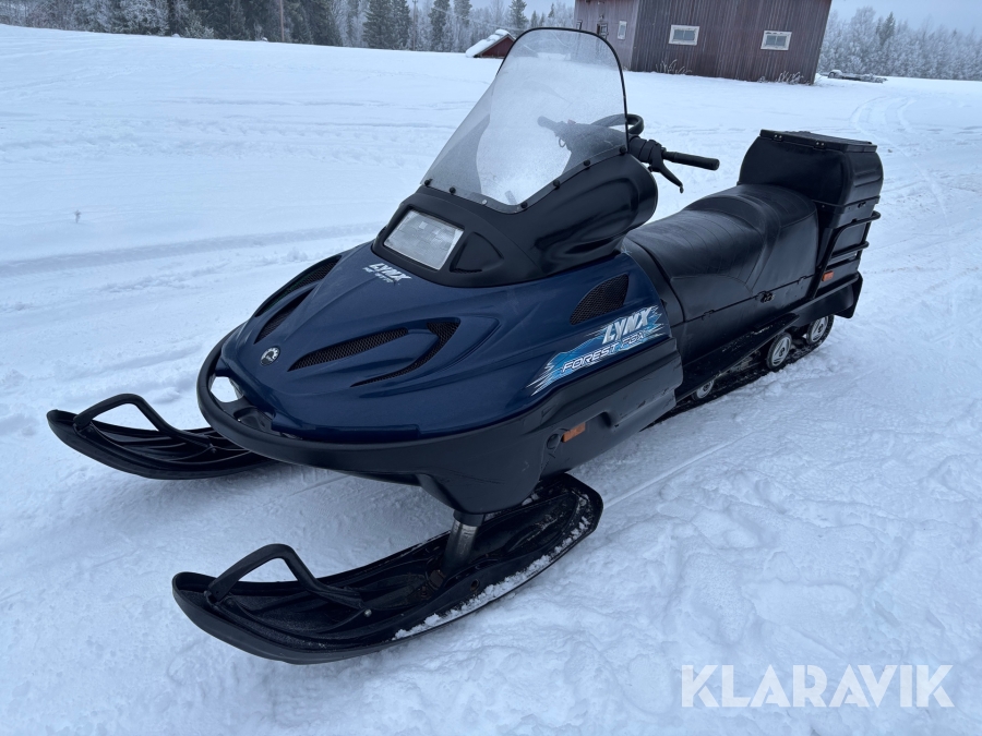 Snöskoter Lynx Forest Fox