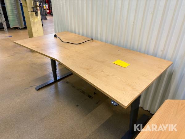 Skrivbord höj & sänkbart