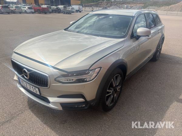 Volvo V90 Cross Country