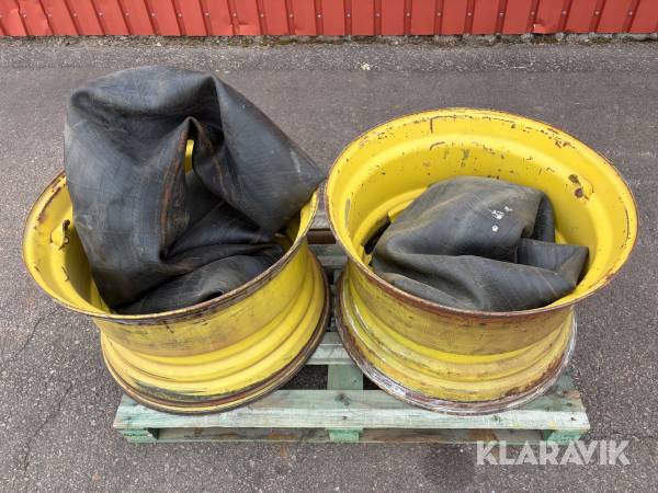 Fälgar   2 st John Deere